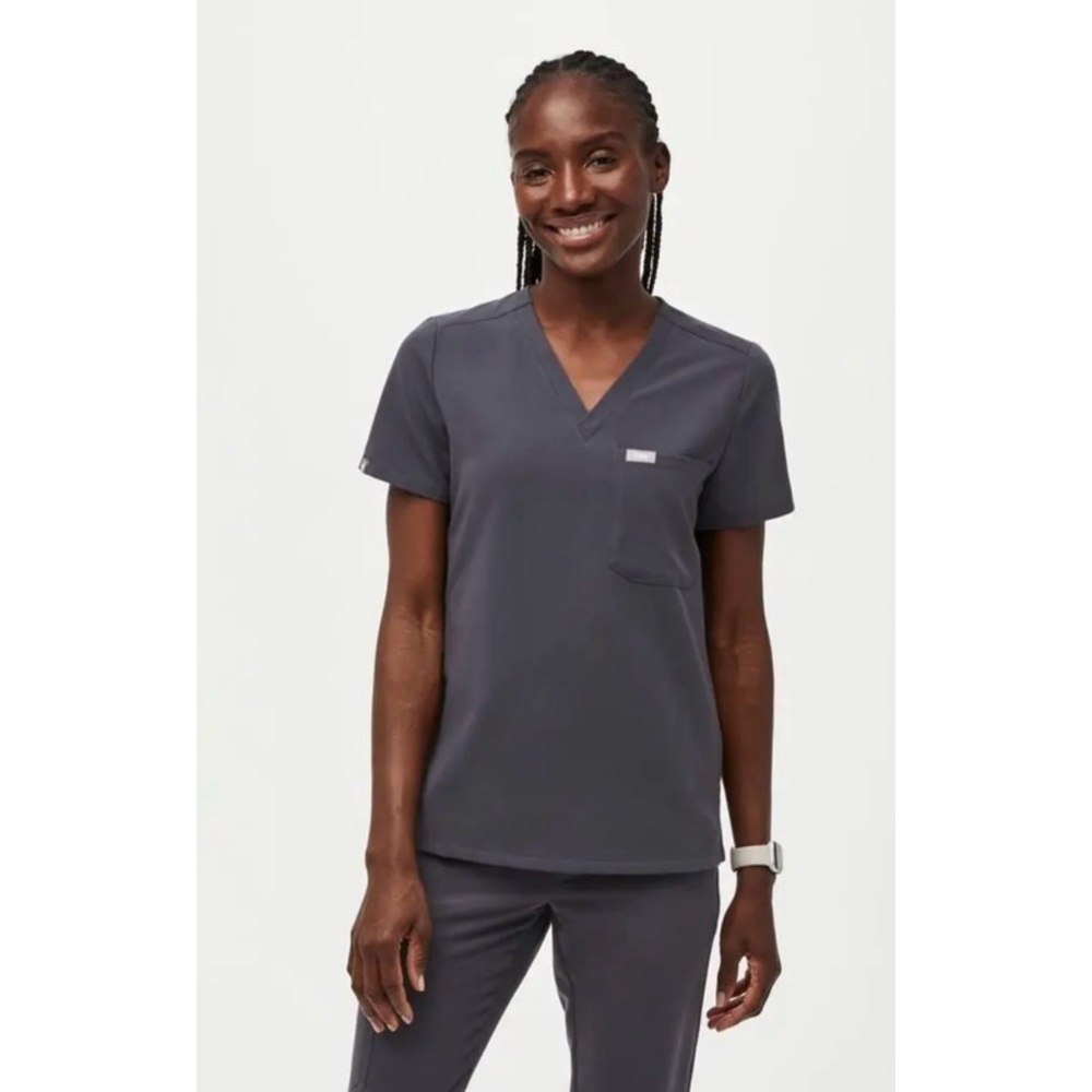 Figs Women's Catarina One-Pocket Scrub Top in Charcoal Gray S